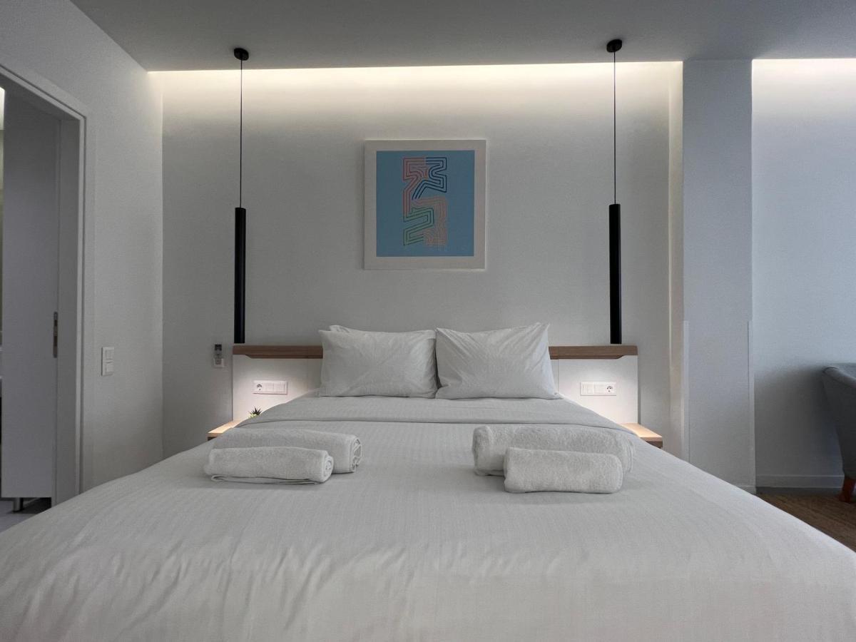 The Dazzling Glimpse Acropolis Apartment