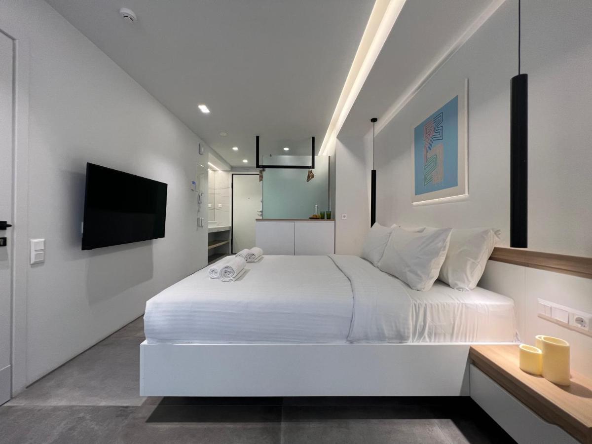 The Dazzling Glimpse Acropolis Apartment *